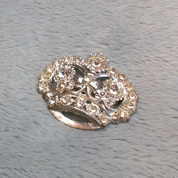 Vintage Silvertone and Clear Rhinestone Crown Brooches - Picture 7 of 9